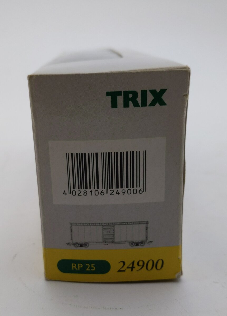 Trix 24900 HO Scale Union Pacific 40' Steel Box Car #188999 LN/Box