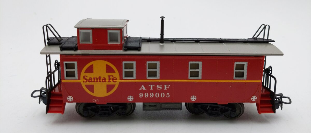 Marklin 4777 HO AT&SF Caboose #999005 LN/Box