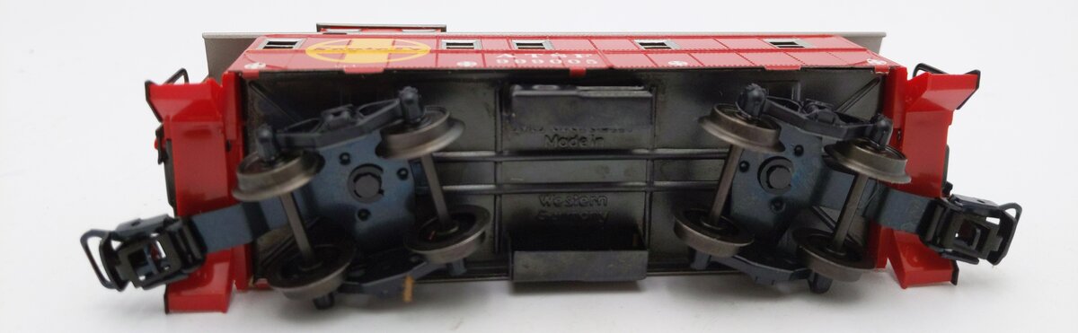 Marklin 4777 HO AT&SF Caboose #999005 LN/Box
