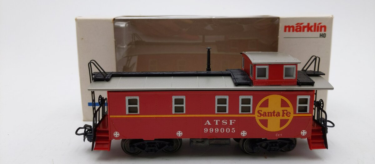 Marklin 4777 HO AT&SF Caboose #999005 LN/Box