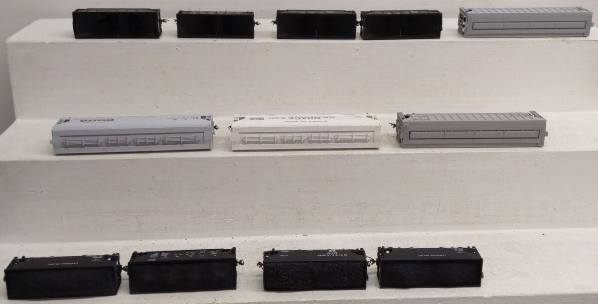 Athearn & Others HO Scale Assorted Freight Cars; 79367, 34806 x 2, 233507, [12] VG