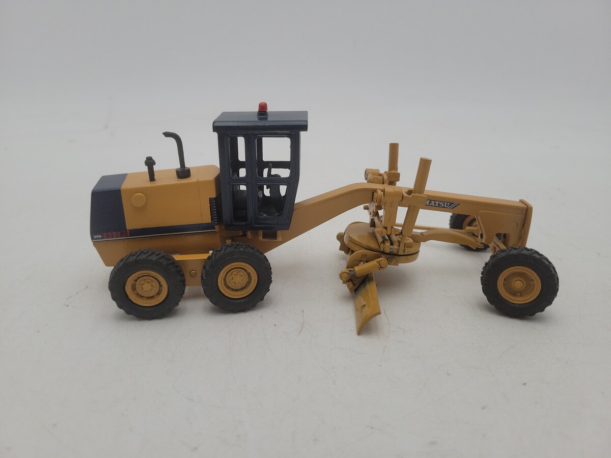 Komatsu M9 1:50 Scale GD253A Minimac Yellow Dresser Motor Grader Diecast Model VG/Box