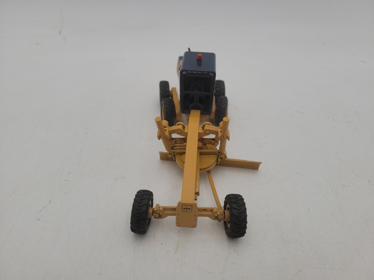 Komatsu M9 1:50 Scale GD253A Minimac Yellow Dresser Motor Grader Diecast Model VG/Box