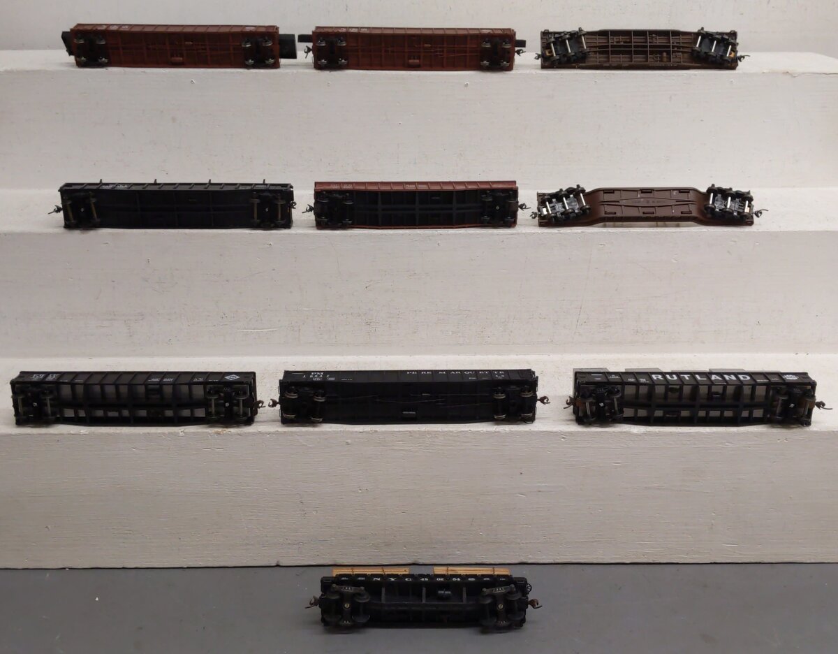 Roco, Varney & Other HO Scale Freight Cars [10] EX