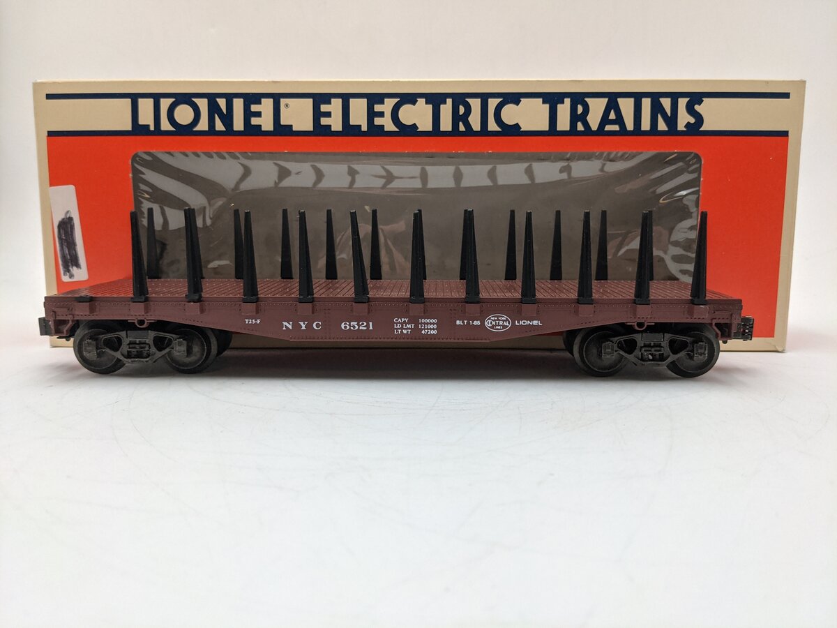 Lionel 6-6521 O Gauge New York Central Flatcar with Stakes EX/Box