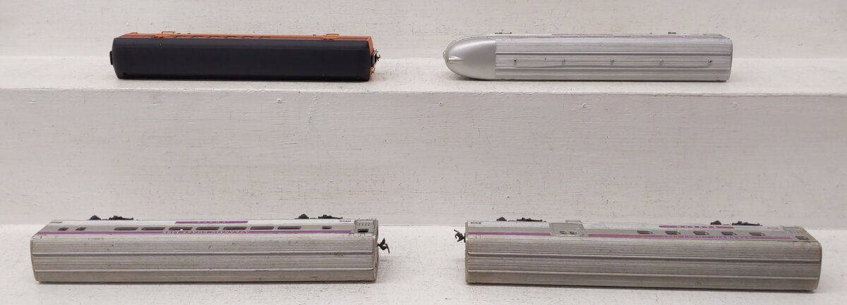 Assorted HO Scale Passenger Cars [4] EX