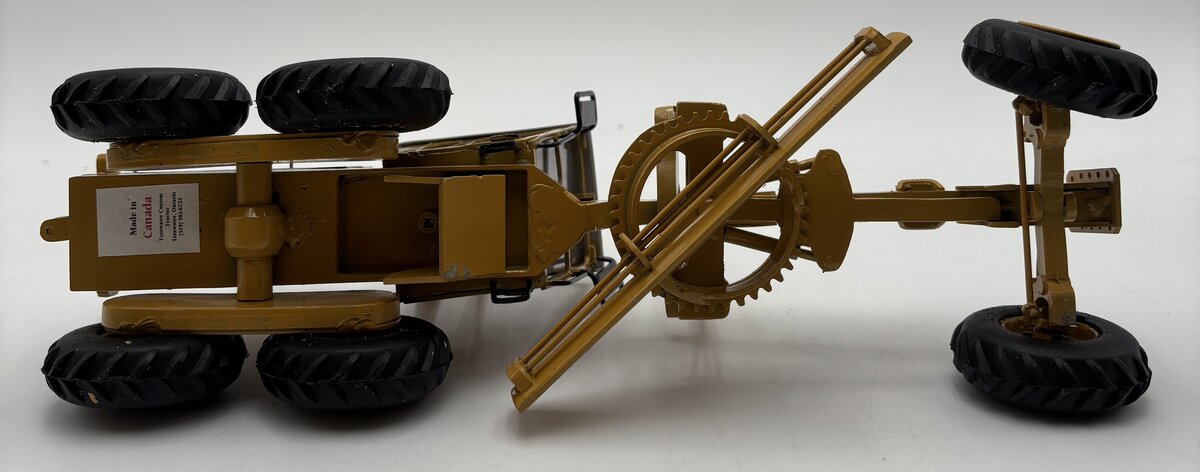 Champion 1:32 Champion Series III 740 Motor Grader LN