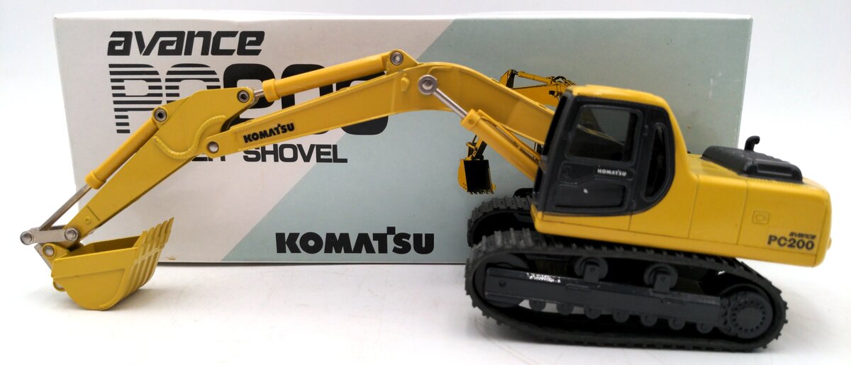 Shinsei K-004 1:43 Scale Diecast Komatsu Avance PC200 Power Shovel VG/Box