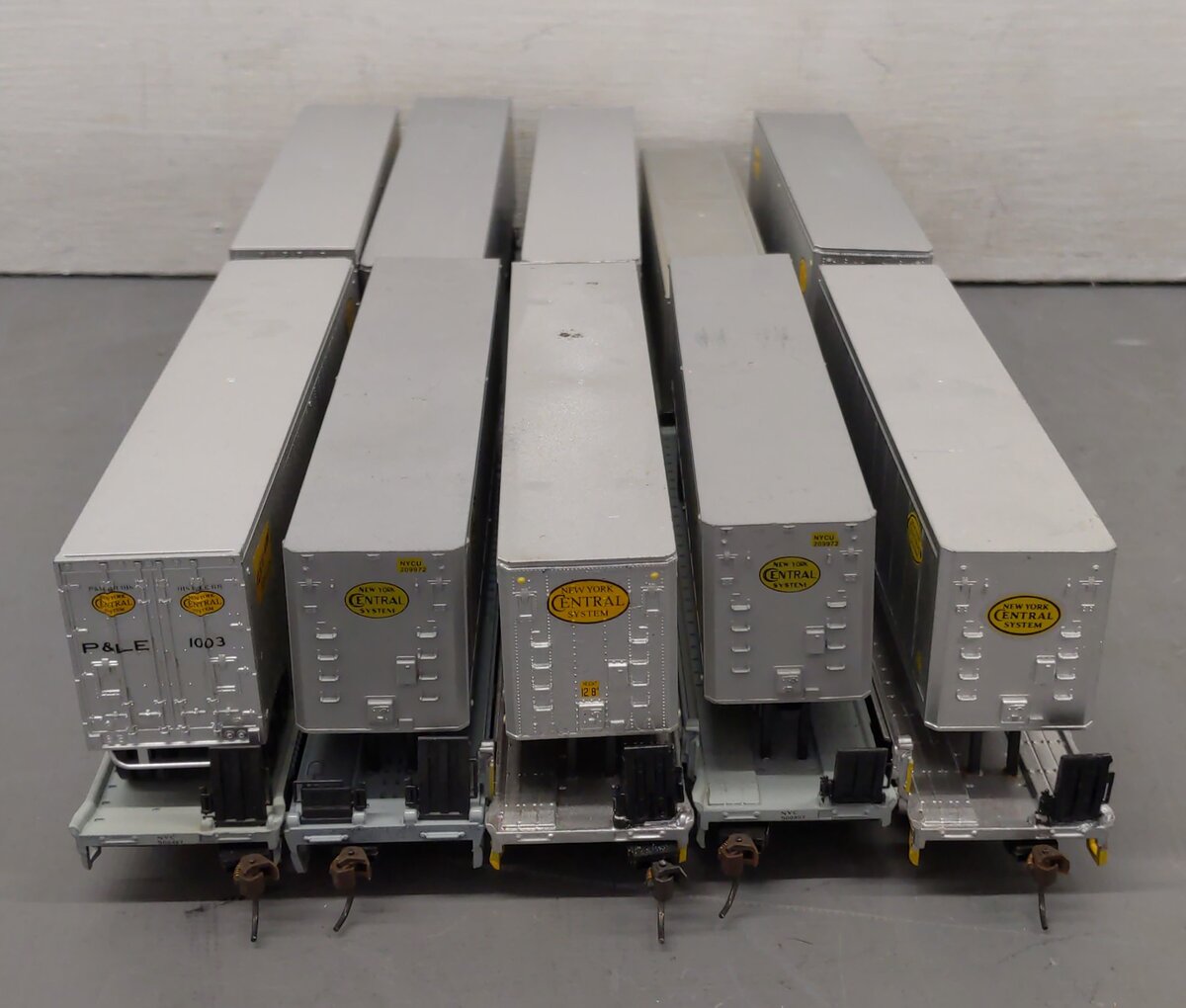 HO Scale New York Central Trailer Flatcars with NYC Flexi-Van Trailers [5] VG