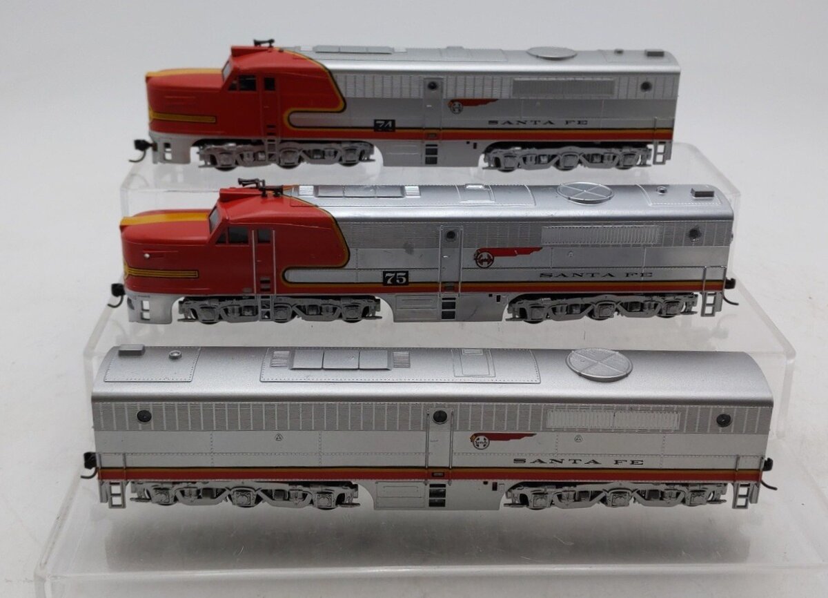 Assorted HO Scale Diesel Locomotives [3] EX