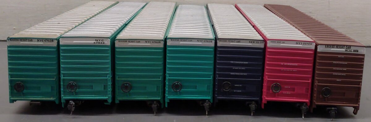 Athearn HO Scale Assorted Freight Cars; 67022, 67628 x3, 355372, 26851, 8601 [7] VG