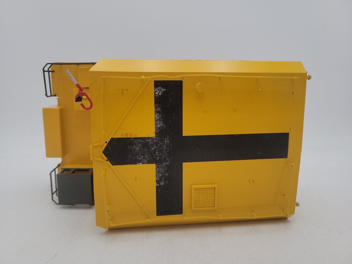 OHS Models 523 1:50 Scale Yellow Komatsu 685E/Philippi-Hagenbuch Tanker Die Cast VG/Box