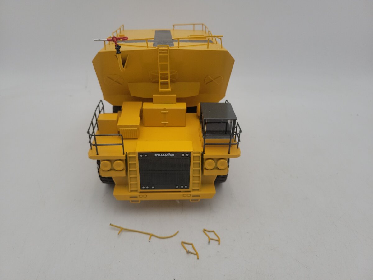 OHS Models 523 1:50 Scale Yellow Komatsu 685E/Philippi-Hagenbuch Tanker Die Cast VG/Box