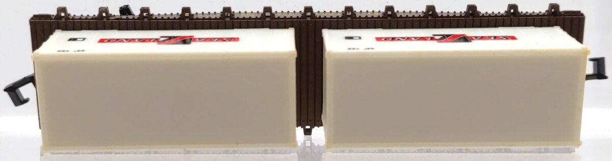 Model Power 4002 N Scale ATSF 50' Flatcar w/ Two 20' Sea Land Containers #933253 EX/Box