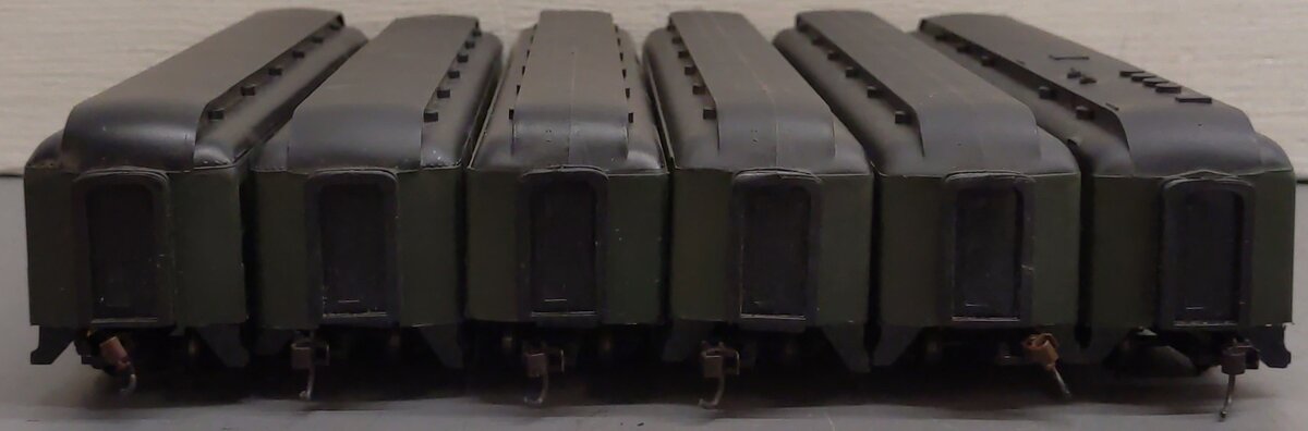 Life Like HO Scale Assorted Passenger Cars; 513, 1109 x 2, 145, [6] VG