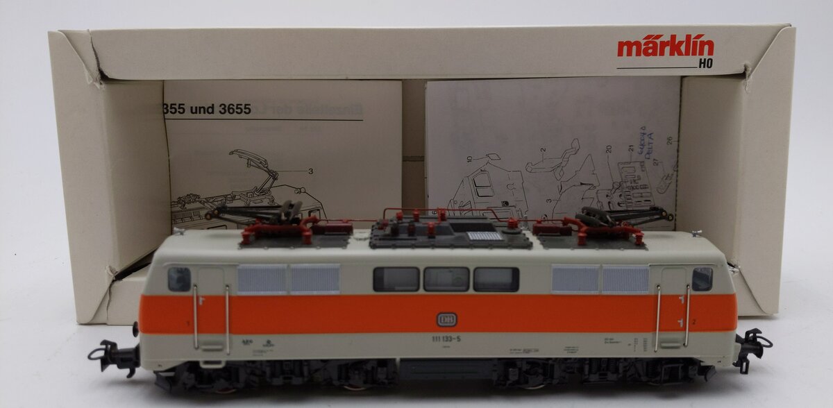 Marklin 3355 HO Scale DB BR 111 Electric Locomotive #135-5 EX/Box