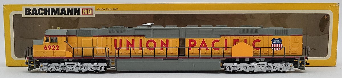 Bachmann HO Scale Union Pacific DD40X Diesel Engine #6922 EX/Box