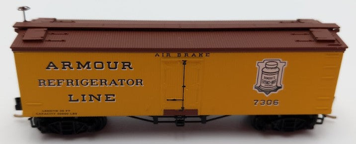 Micro-Trains 05800030 N Armour Refrigerator Line 36'' Wood Sheathed Reefer #7306 LN/Box