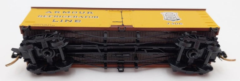Micro-Trains 05800030 N Armour Refrigerator Line 36'' Wood Sheathed Reefer #7306 LN/Box