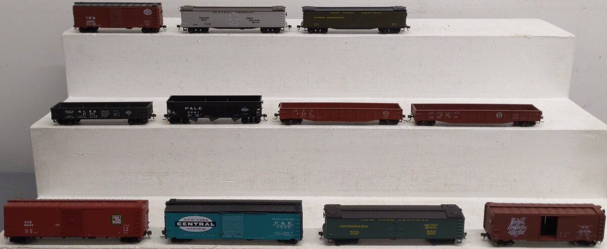 Revell & Others HO Scale Assorted Freight Cars; 4054, 4050, 15317, 3341, [11] VG