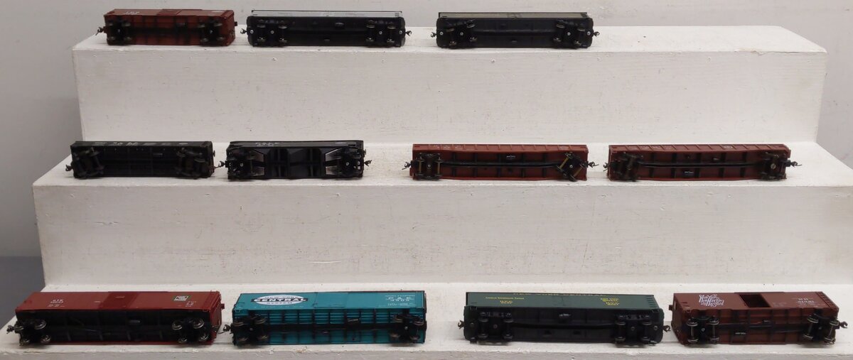 Revell & Others HO Scale Assorted Freight Cars; 4054, 4050, 15317, 3341, [11] VG