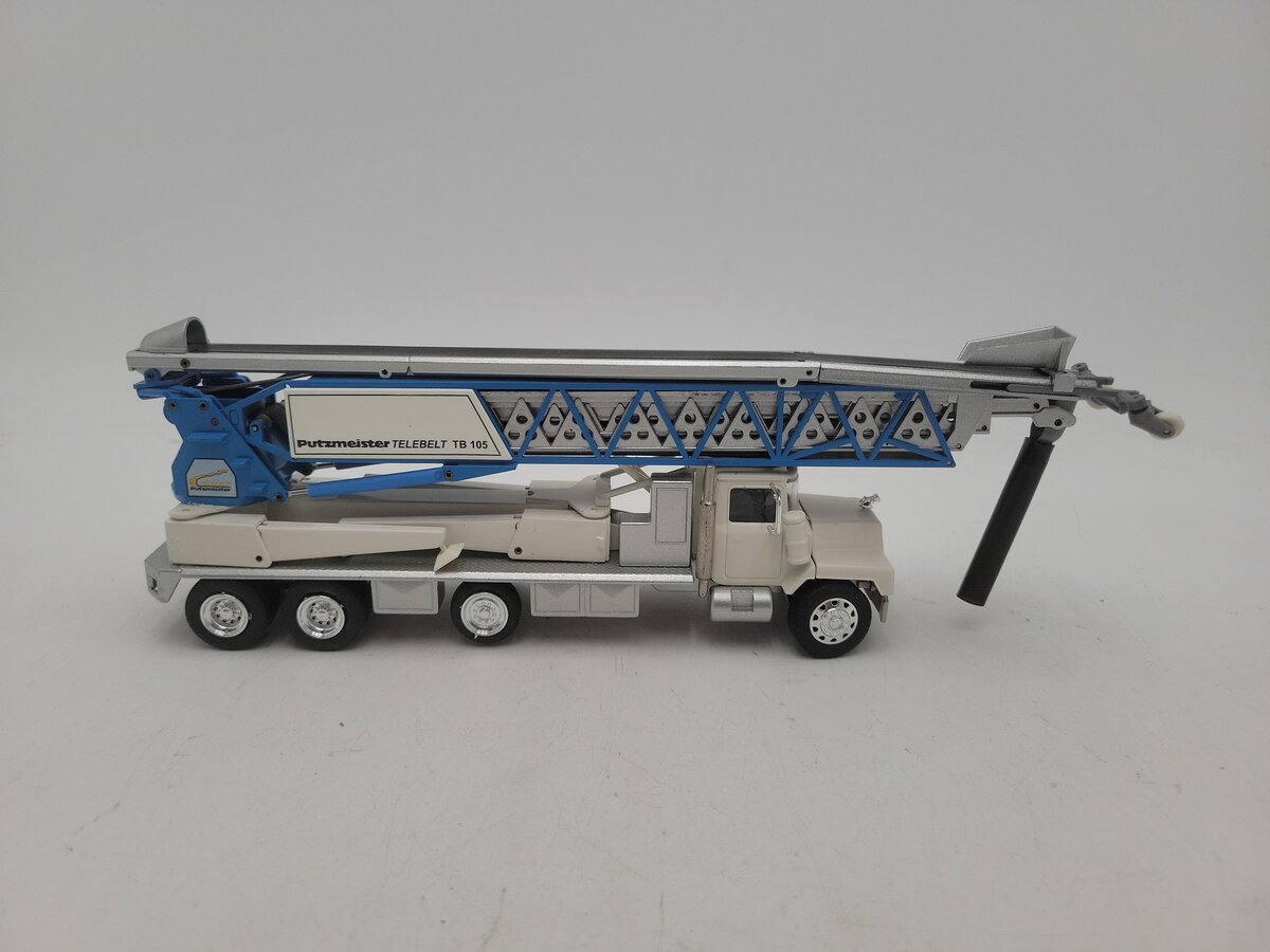 Conrad 36112/0 1:50 Scale Putzmeister TB105 Telebelt w/International 5000 Truck EX/Box