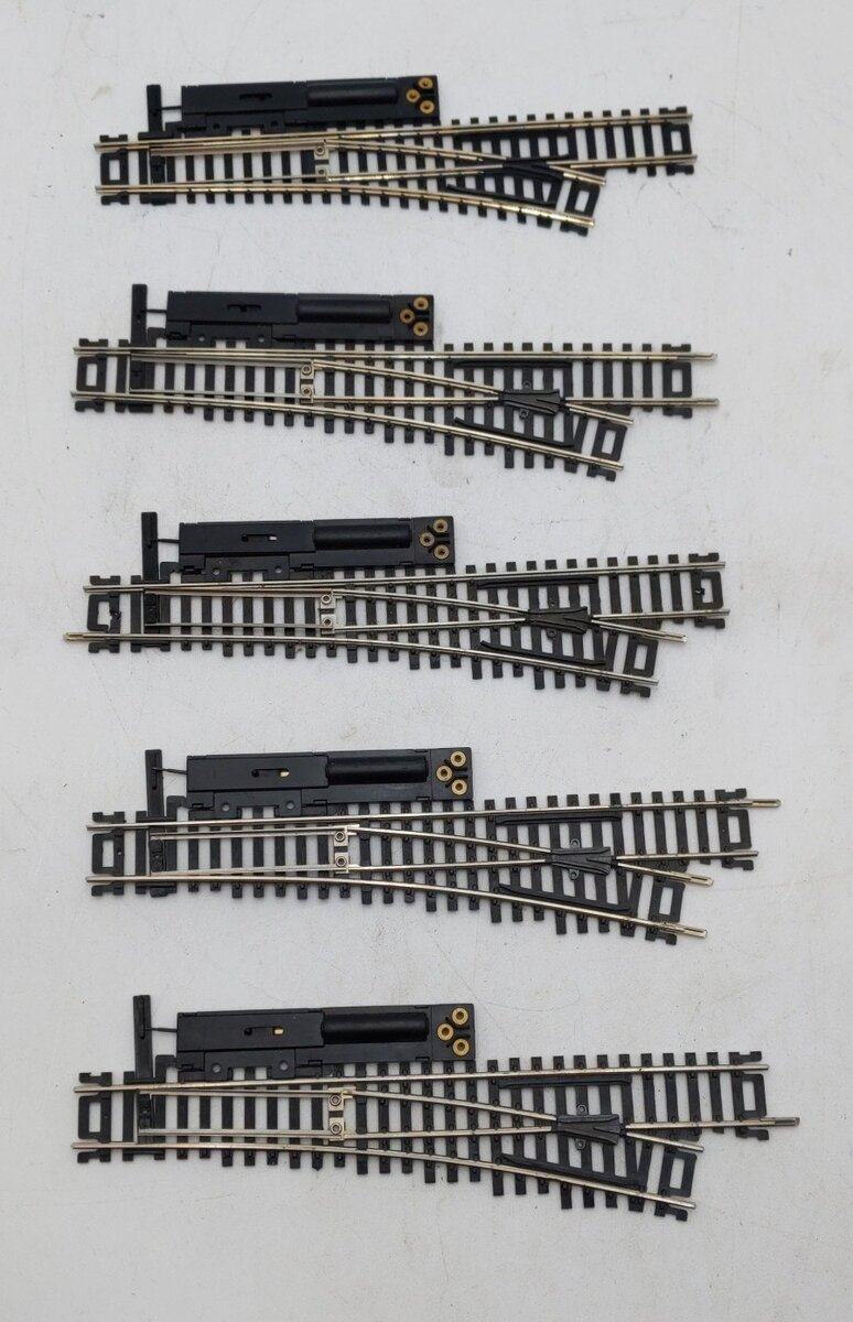 Atlas HO Scale Assorted Right Hand Switch Turnouts [5] EX