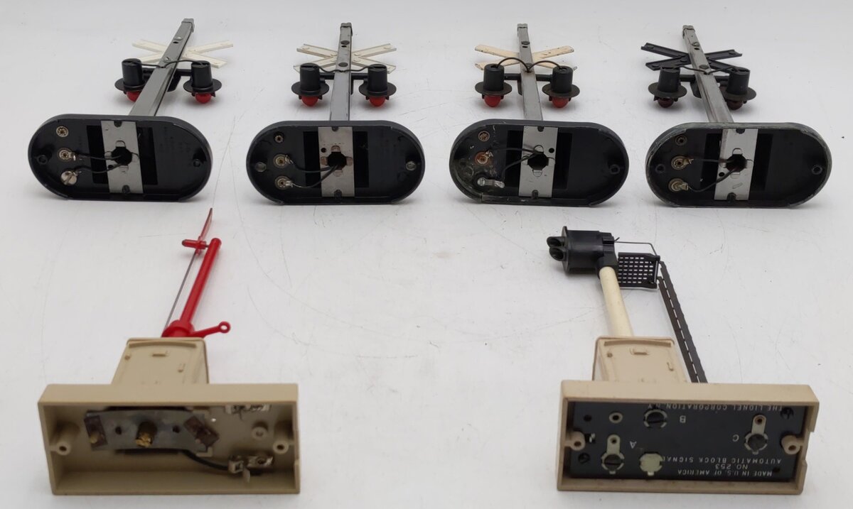 Lionel Vintage O Gauge Accessories #161,154,154,154,154,253 [6] VG