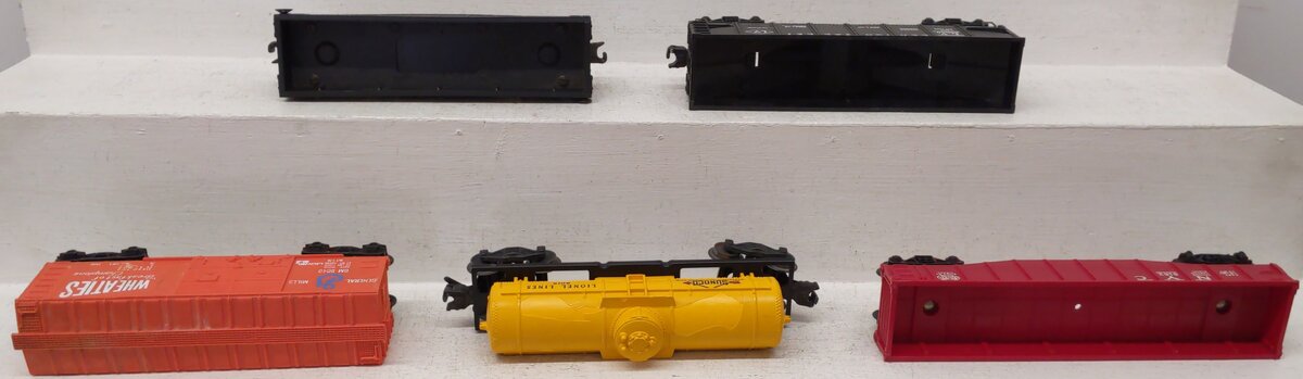 Lionel O Gauge Assorted Freight Cars #25000, #6162, #6015, #347000, #9040 [5] VG