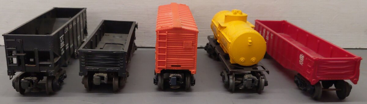 Lionel O Gauge Assorted Freight Cars #25000, #6162, #6015, #347000, #9040 [5] VG
