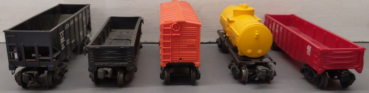 Lionel O Gauge Assorted Freight Cars #25000, #6162, #6015, #347000, #9040 [5] VG