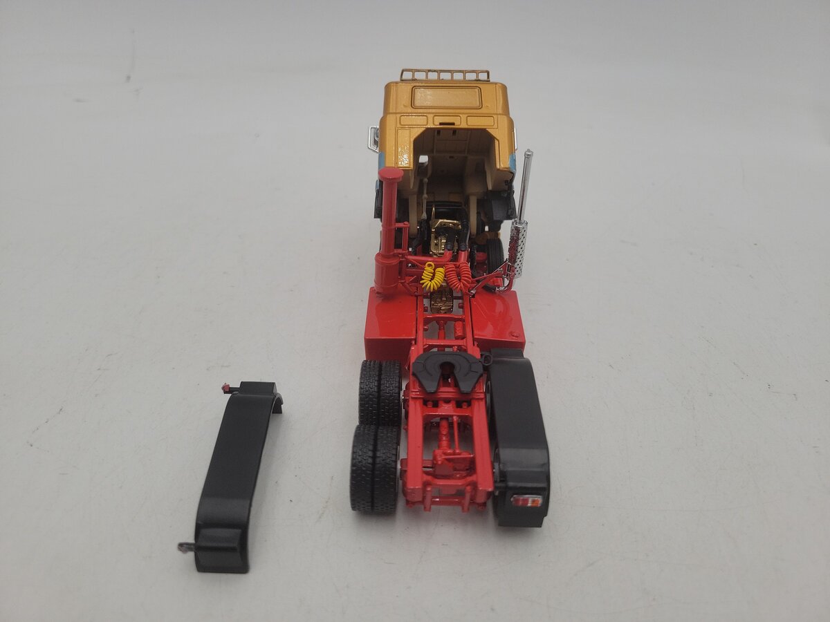 Tekno 71566 1:50 Scale Mack F700 (6 x 4) Solo Tractor Unit "Dan-Orient Express" EX/Box