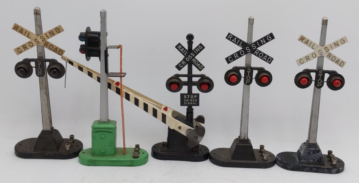 Lionel Vintage O Gauge Accessories #262,153,154,154,154 [5] VG
