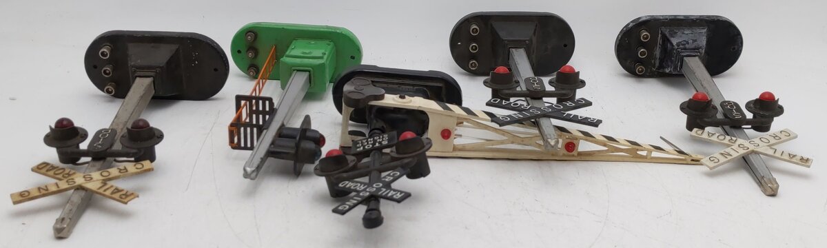 Lionel Vintage O Gauge Accessories #262,153,154,154,154 [5] VG