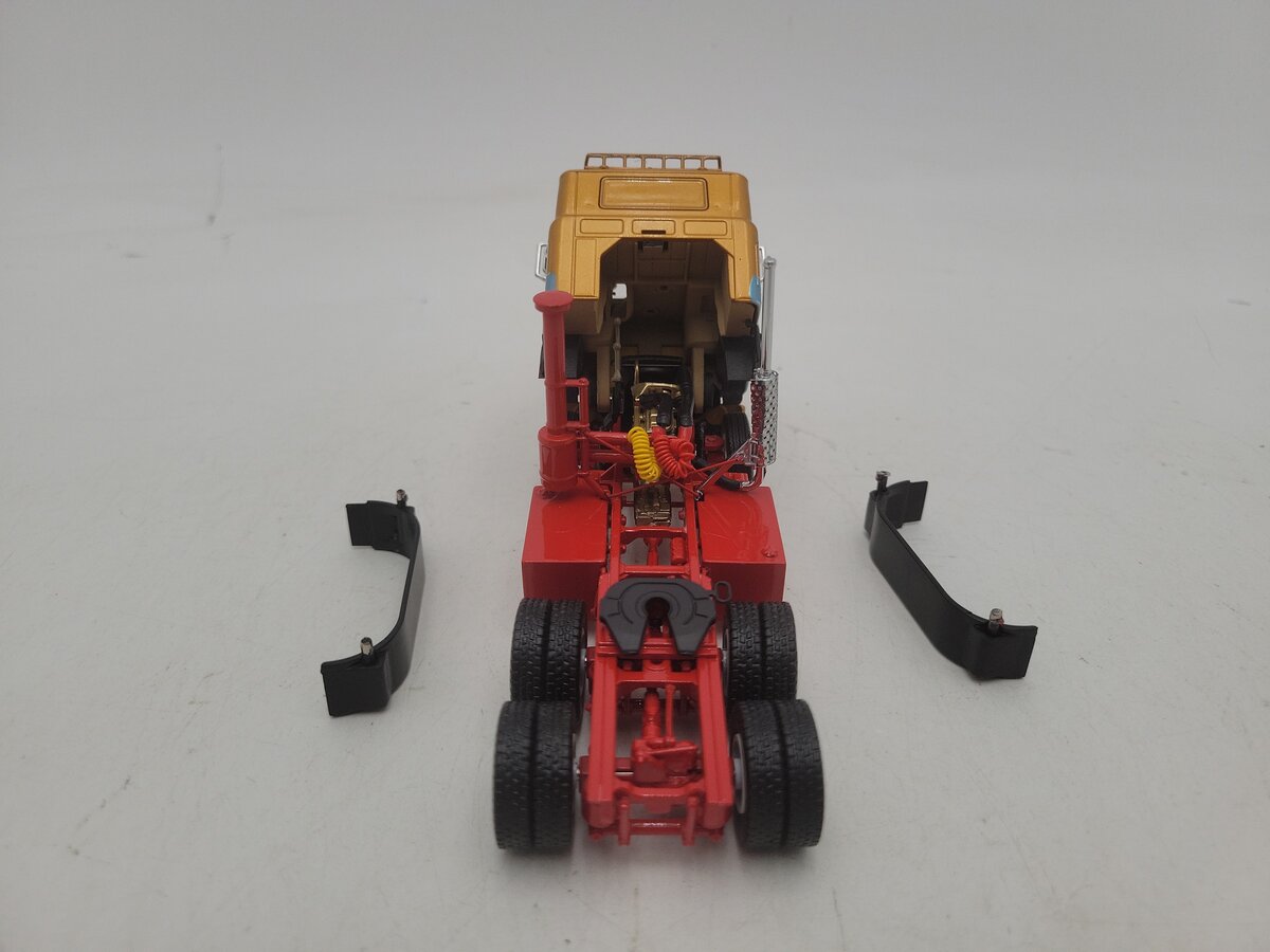 Tekno 71566 1:50 Scale Mack F700 (6 x 4) Solo Tractor Unit "Dan-Orient Express" EX/Box