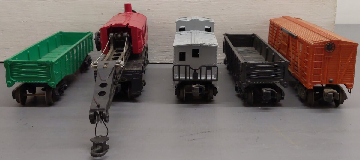 Lionel O Gauge Assorted Freight Cars #6017, #6142, #6560, #6142, #3656 VG/Box