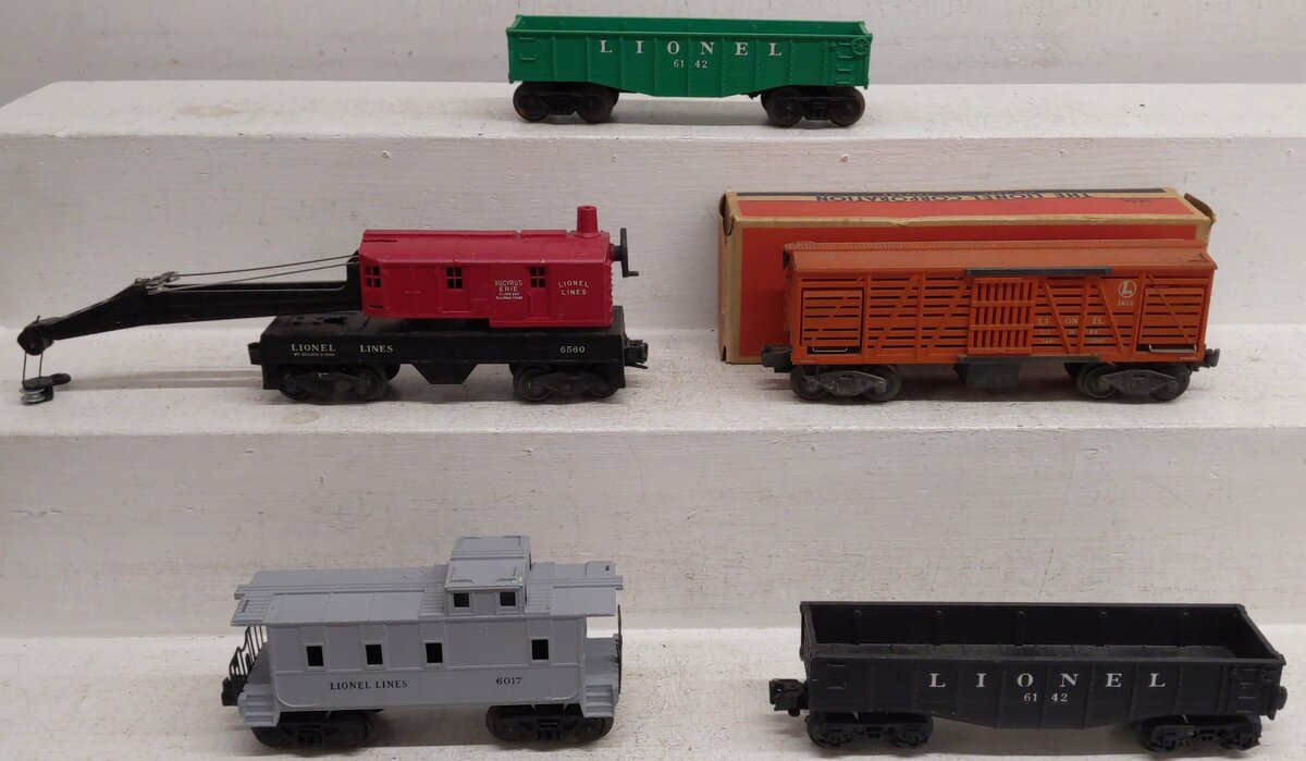 Lionel O Gauge Assorted Freight Cars #6017, #6142, #6560, #6142, #3656 VG/Box