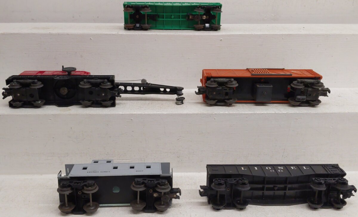 Lionel O Gauge Assorted Freight Cars #6017, #6142, #6560, #6142, #3656 VG/Box