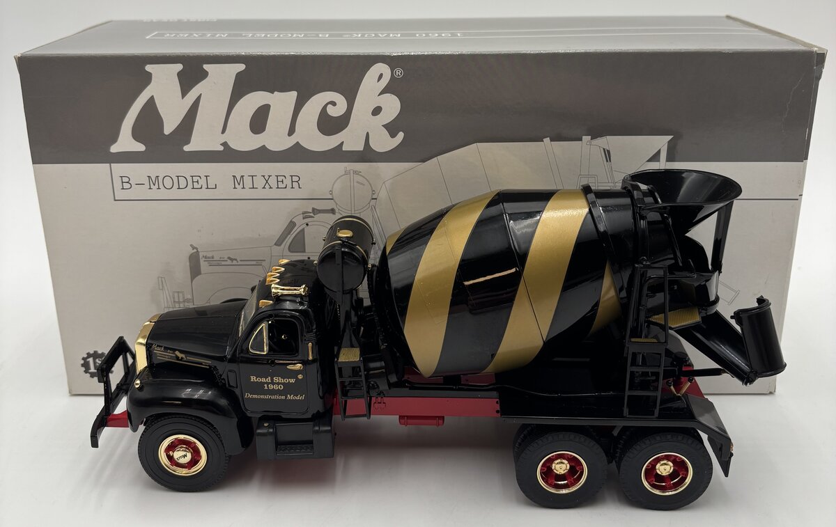 First Gear 19-2741 1:34 Scale Diecast 1960 Mack B-Model Mixer Truck LN/Box