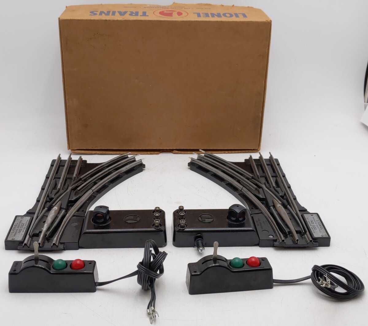 Lionel 022 Vintage O Gauge Left-Hand & Right-Hand Electric Remote Switches VG/Box
