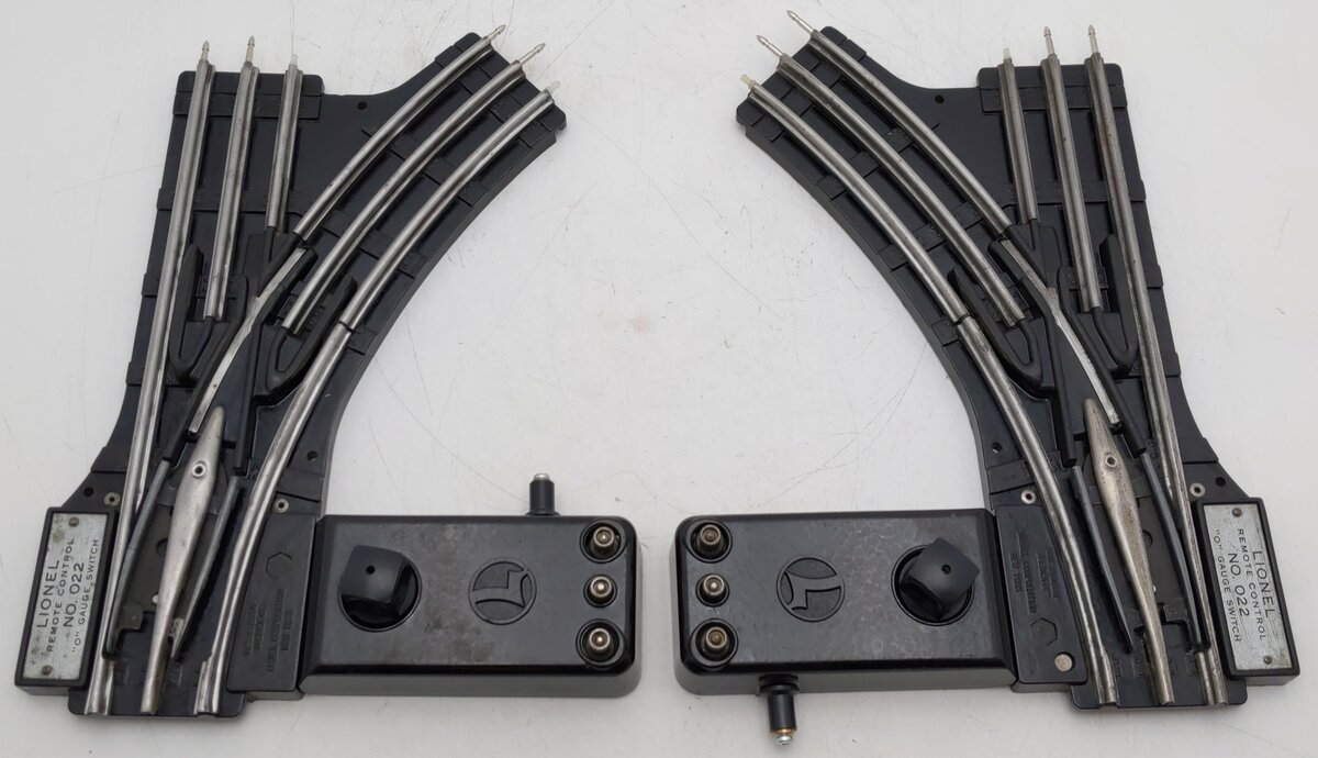 Lionel 022 Vintage O Gauge Left-Hand & Right-Hand Electric Remote Switches VG/Box