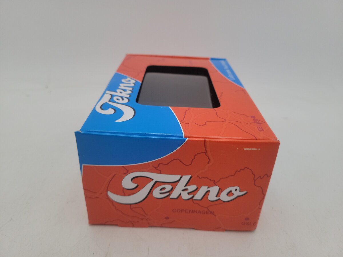 Tekno 71566 1:50 Scale Mack F700 (6 x 4) Solo Tractor Unit 