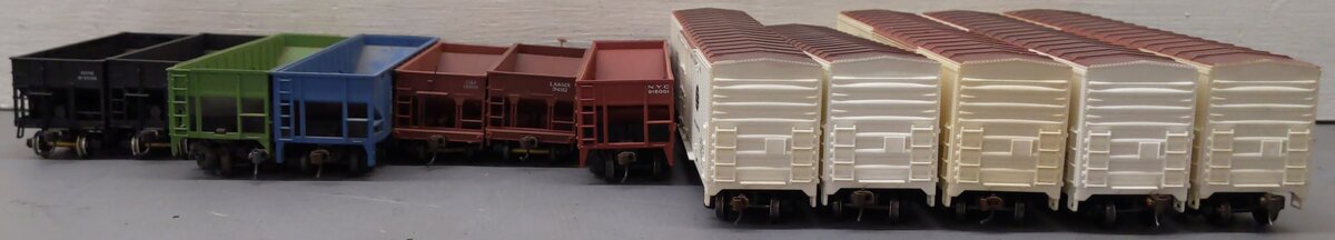 Pemco & Others HO Scale Assorted Freight Cars; 18505 x5 185000, 58012, [12] VG