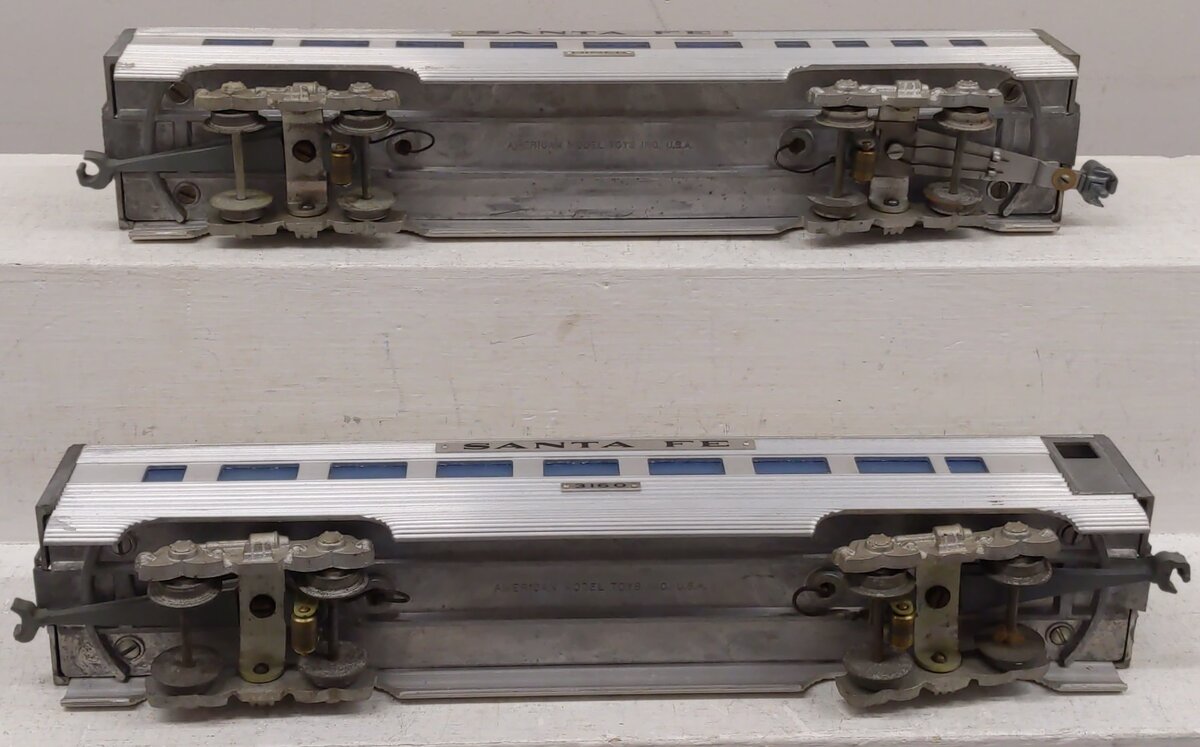 AMT Vintage O Aluminum Santa Fe 3160 Passenger & Diner Cars [2]