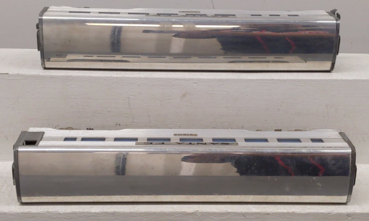 AMT Vintage O Aluminum Santa Fe 3160 Passenger & Diner Cars [2]