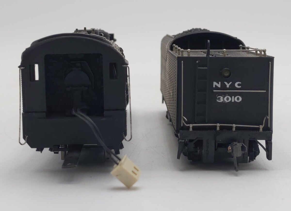 Mehano NYC 4-8-2 Steam Locomotive #3010 - Custom Painted