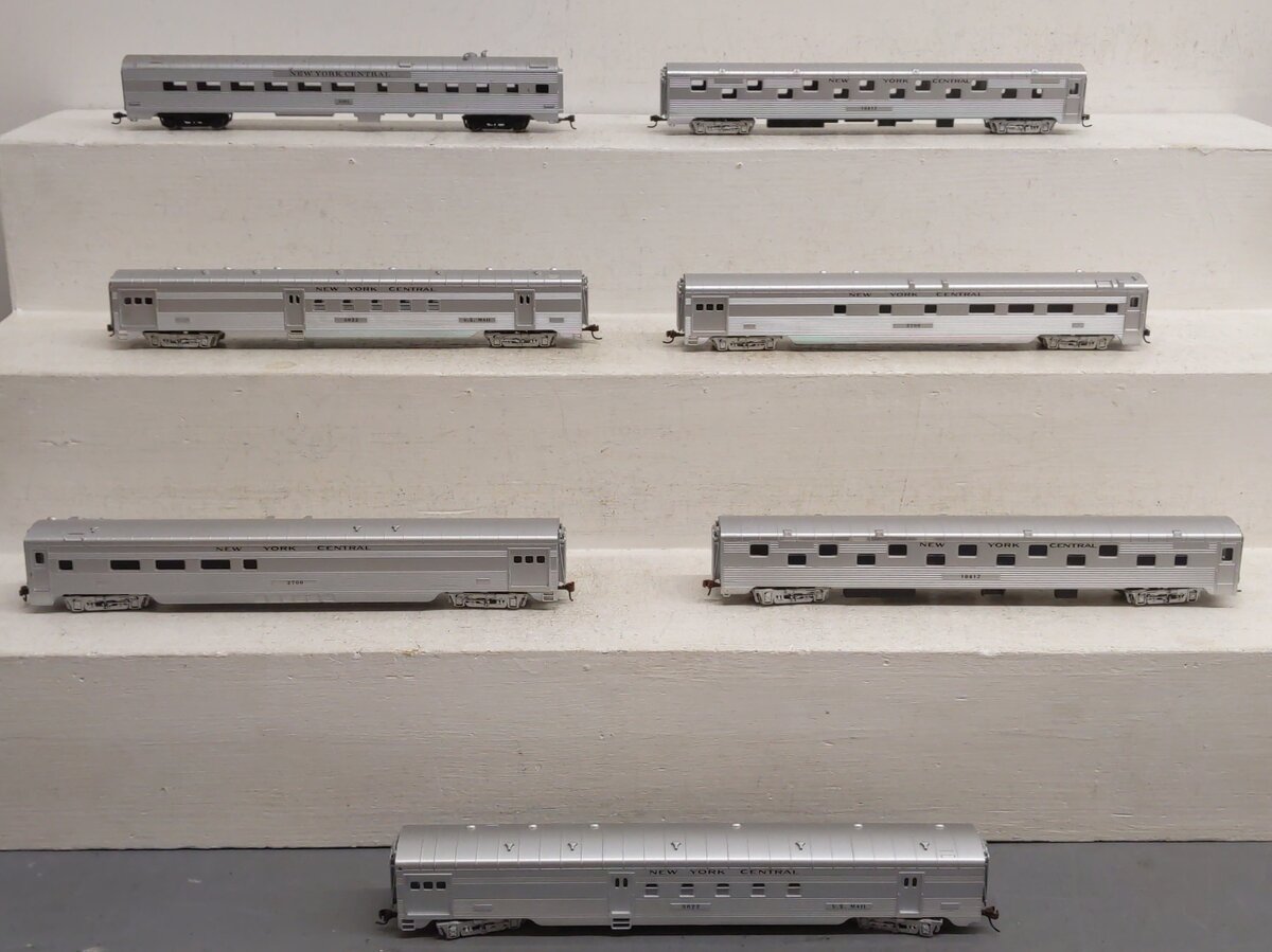 IHC HO Scale Assorted Passenger Cars; 5022 x 2, 2700 x 2 1091,10812 x 2, [7] EX