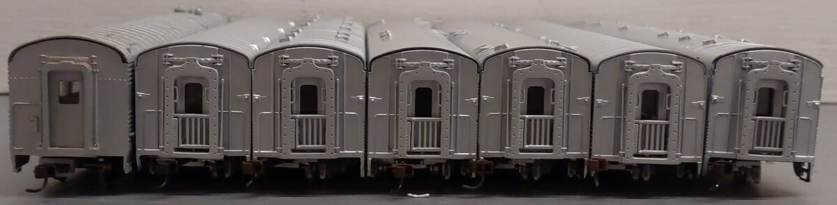 IHC HO Scale Assorted Passenger Cars; 5022 x 2, 2700 x 2 1091,10812 x 2, [7] EX