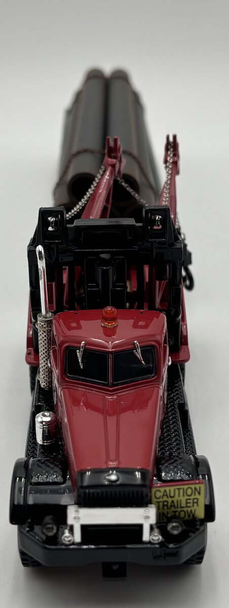 Corgi 55610 1:50 Scale Diecast Diamond T980 Wrecker & Trailer with Pipes LN/Box