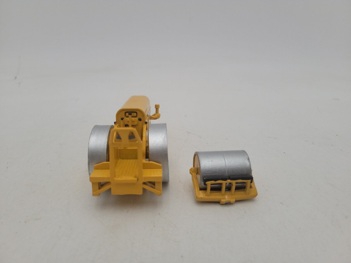 Custom Built 1:50 Scale Galion Chief Roll-O-Matic 3 Drum Roller VG